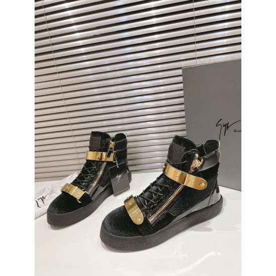 CL Shoes Casual shoes
Top Quality CL Shoes Casual shoes
Top Quality