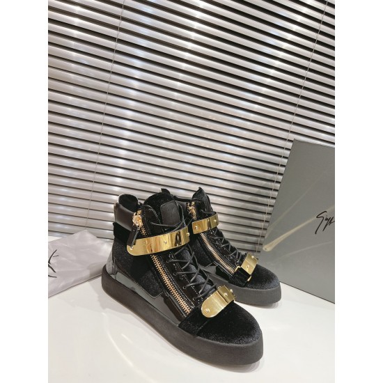 CL Shoes Casual shoes
Top Quality CL Shoes Casual shoes
Top Quality
