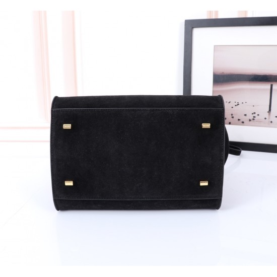 The Row Bags Top Quality
Small:26.20.18
Big:38.26.23 The Row Bags Top Quality
Small:26.20.18
Big:38.26.23