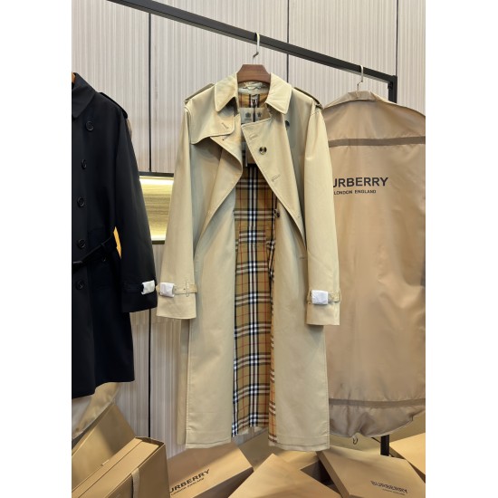 Burberry coat
uk4,6,8,10,12 Burberry coat
uk4,6,8,10,12