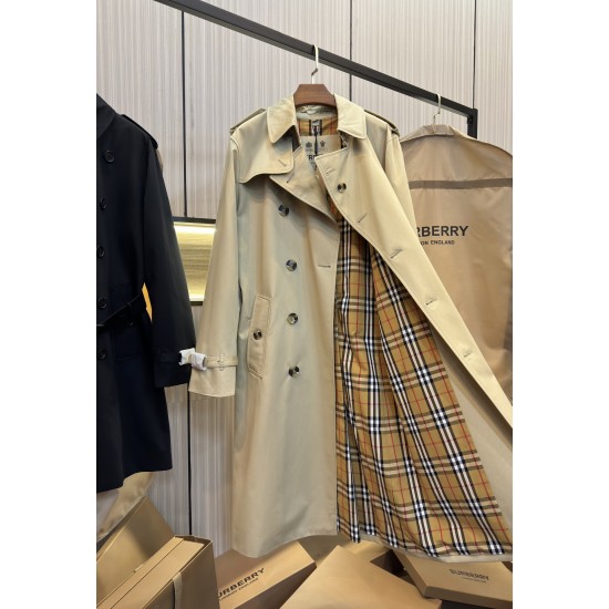 Burberry coat
uk4,6,8,10,12 Burberry coat
uk4,6,8,10,12