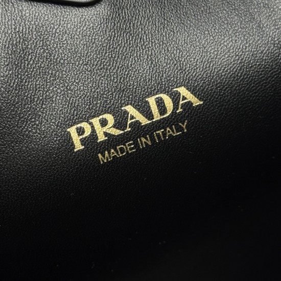 Prada Bags Top Quality
1BC181 40x30x9cm Prada Bags Top Quality
1BC181 40x30x9cm