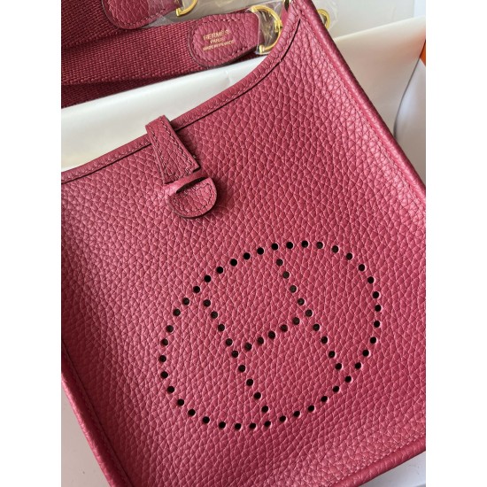Hermes Bags Top Quality Evelyne 17cm
Hermes Bags Top Quality Evelyne 17cm