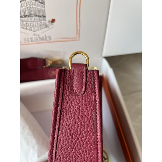 Hermes Bags Top Quality Evelyne 17cm
Hermes Bags Top Quality Evelyne 17cm