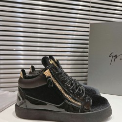 CL Shoes Casual shoes

 Top Quality