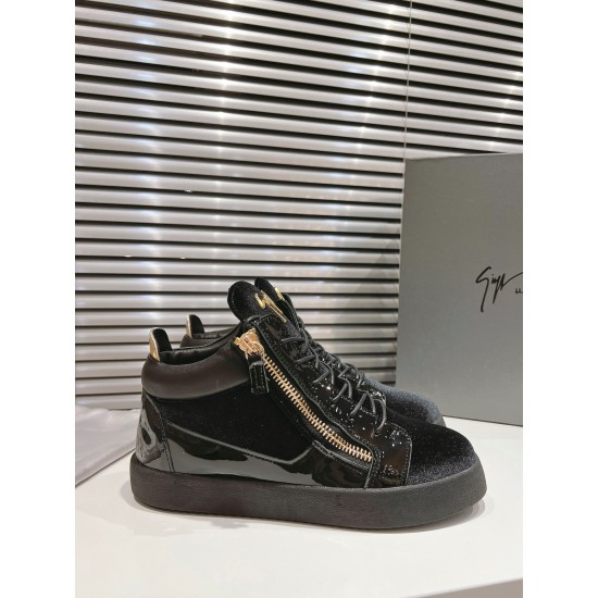 CL Shoes Casual shoes
Top Quality CL Shoes Casual shoes
Top Quality