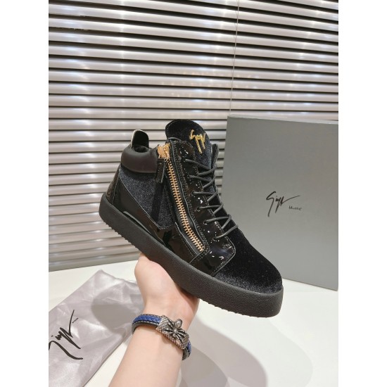 CL Shoes Casual shoes
Top Quality CL Shoes Casual shoes
Top Quality