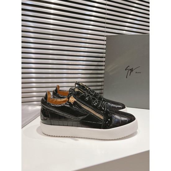 CL Shoes Casual shoes
Top Quality CL Shoes Casual shoes
Top Quality