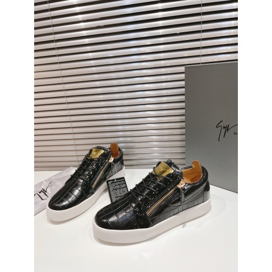 CL Shoes Casual shoes
Top Quality CL Shoes Casual shoes
Top Quality