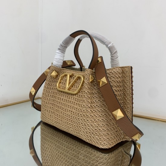 Valentino Bags Top Quality
35/25/17cm Valentino Bags Top Quality
35/25/17cm