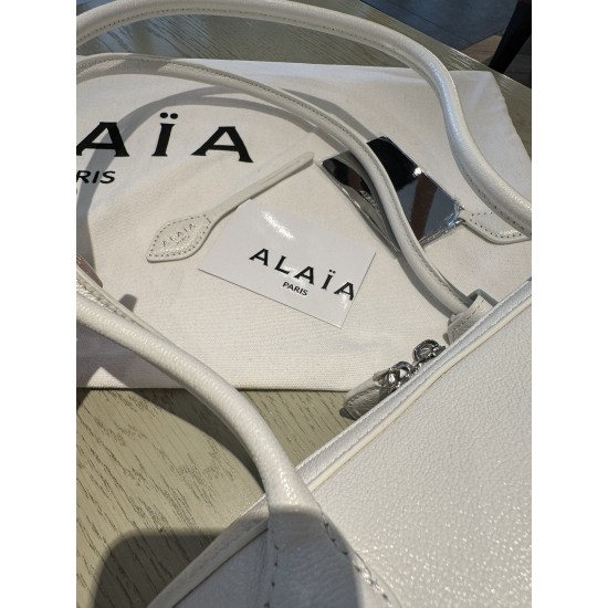 Alaia Bags Top Quality 31x17x10cm Alaia Bags Top Quality 31x17x10cm