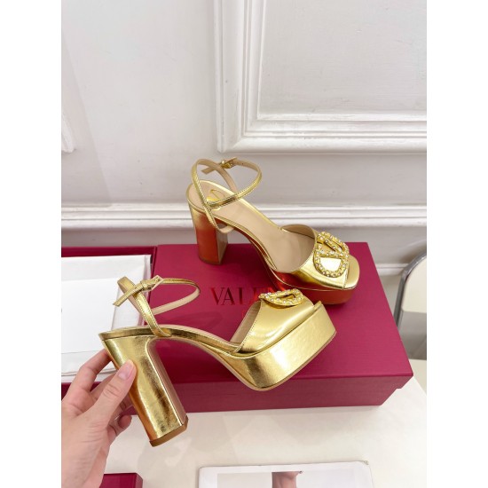 Valentino Shoes Top Quality Valentino Shoes Top Quality