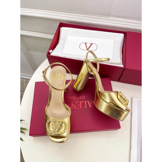 Valentino Shoes Top Quality Valentino Shoes Top Quality