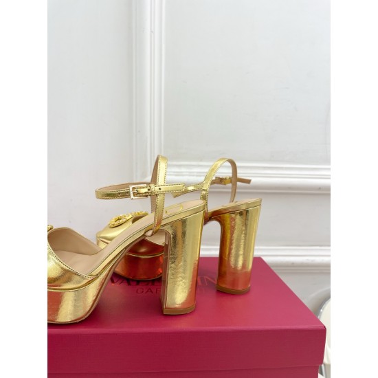 Valentino Shoes Top Quality Valentino Shoes Top Quality