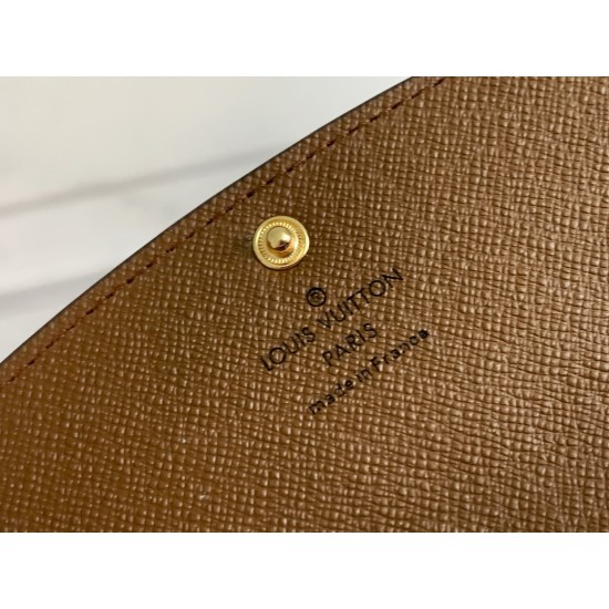 LV Bags High Quality Flip Wallet
LV Bags High Quality Flip Wallet