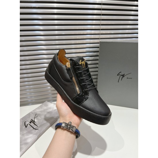 CL Shoes Casual shoes
Top Quality CL Shoes Casual shoes
Top Quality