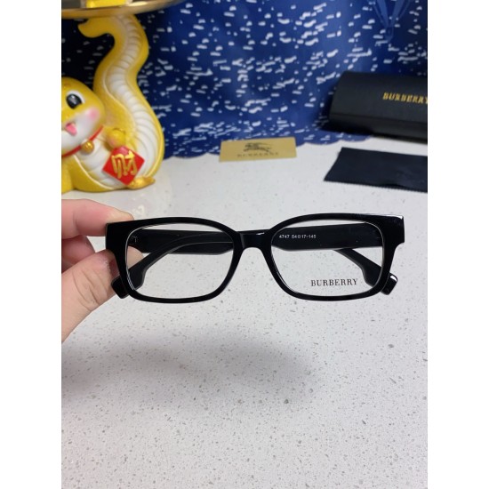 Burberry Glasses