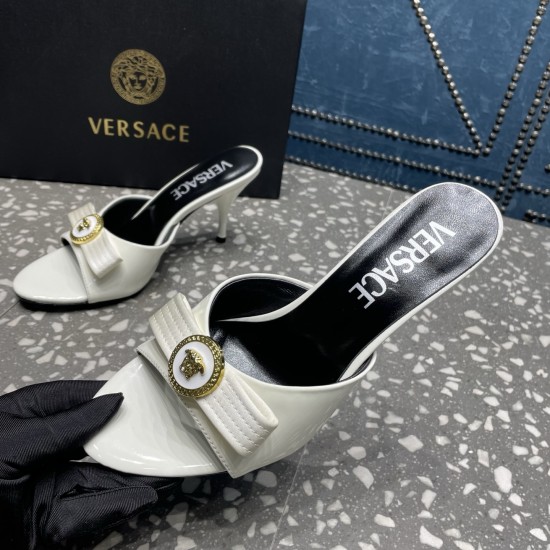 Versace Shoes Fashion shoes
Top Quality Versace Shoes Fashion shoes
Top Quality