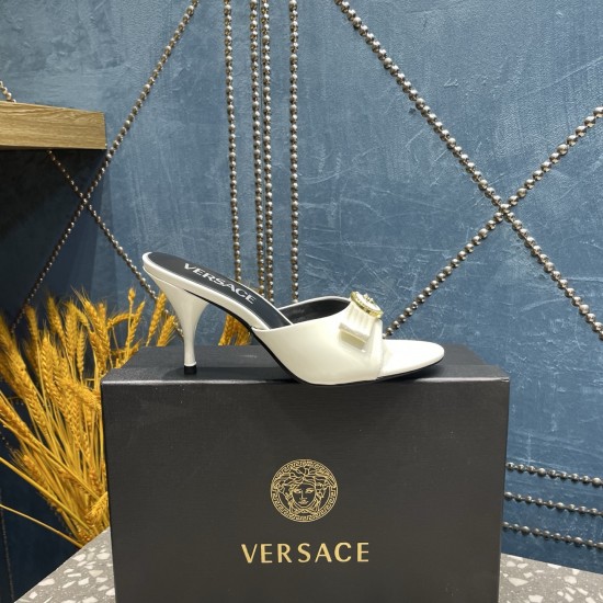 Versace Shoes Fashion shoes
Top Quality Versace Shoes Fashion shoes
Top Quality