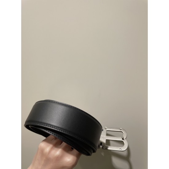 Balenciaga Belts
Top Quality Balenciaga Belts
Top Quality