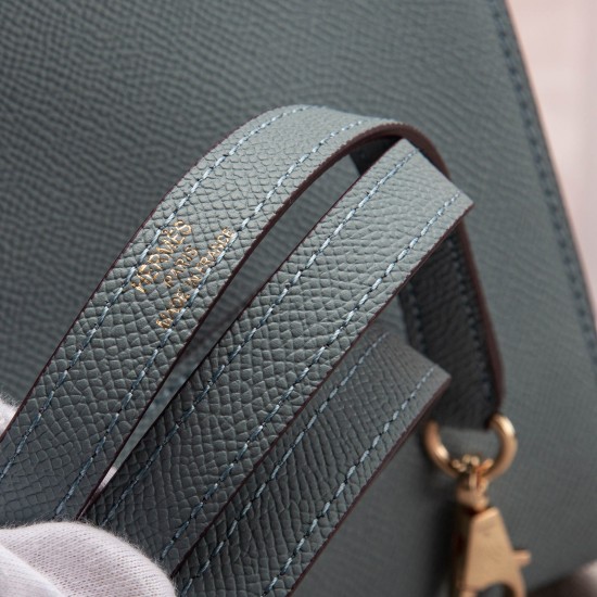 Hermes Bags High Quality
Large size 28:22:10 cm

Small size 25: 17: 7cm