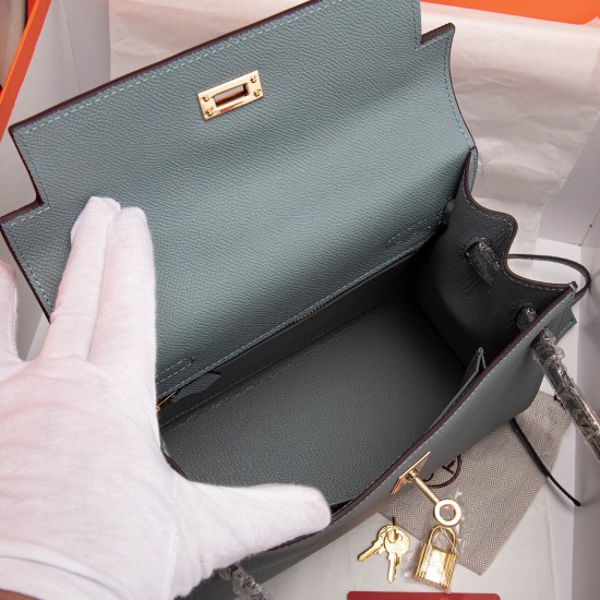 Hermes Bags High Quality
Large size 28:22:10 cm

Small size 25: 17: 7cm