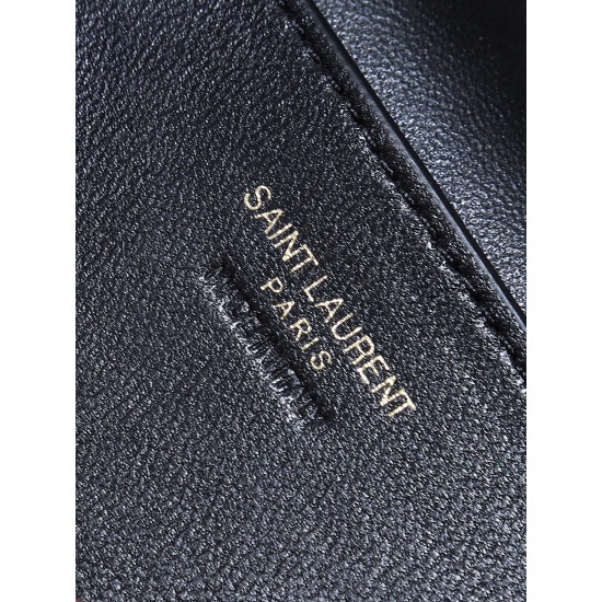 YSL Bags Top Quality
18×11×6.5 cm YSL Bags Top Quality
18×11×6.5 cm