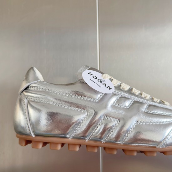 Hogan Shoes Top Quality
35-45 men and women same Hogan Shoes Top Quality
35-45 men and women same