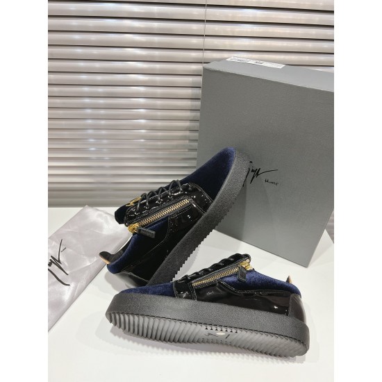 CL Shoes Casual shoes
Top Quality CL Shoes Casual shoes
Top Quality