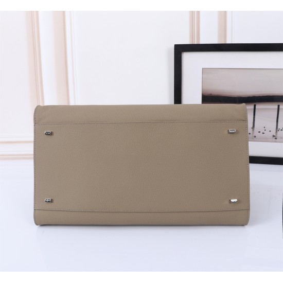 The Row Bags Top Quality
Small:26.20.18
Big:38.26.23 The Row Bags Top Quality
Small:26.20.18
Big:38.26.23