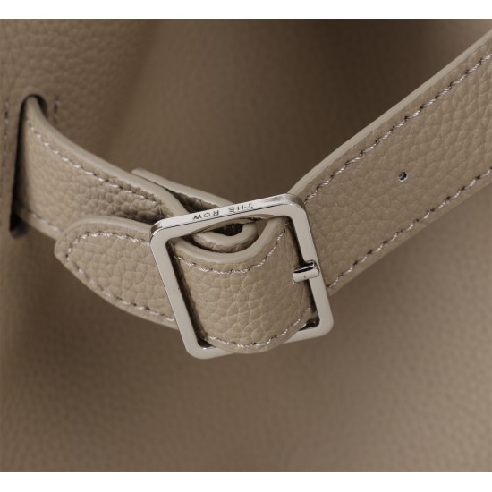 The Row Bags Top Quality
Small:26.20.18
Big:38.26.23 The Row Bags Top Quality
Small:26.20.18
Big:38.26.23