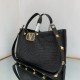 Valentino Bags Top Quality
35/25/17cm Valentino Bags Top Quality
35/25/17cm