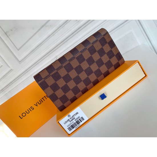 LV Bags High Quality Flip Wallet
LV Bags High Quality Flip Wallet