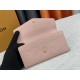 LV Bags High Quality Flip Wallet
LV Bags High Quality Flip Wallet