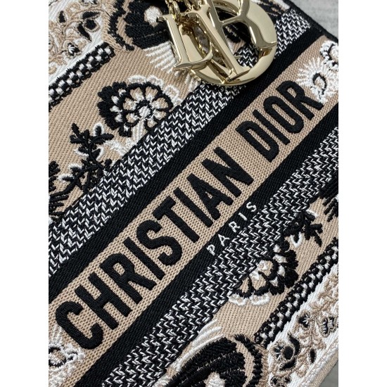 Dior Bags Top Quality
Five Grid Dior Bags Top Quality
Five Grid