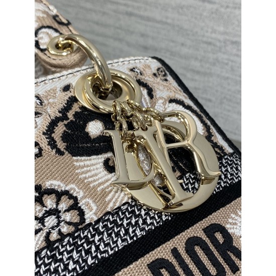 Dior Bags Top Quality
Five Grid Dior Bags Top Quality
Five Grid