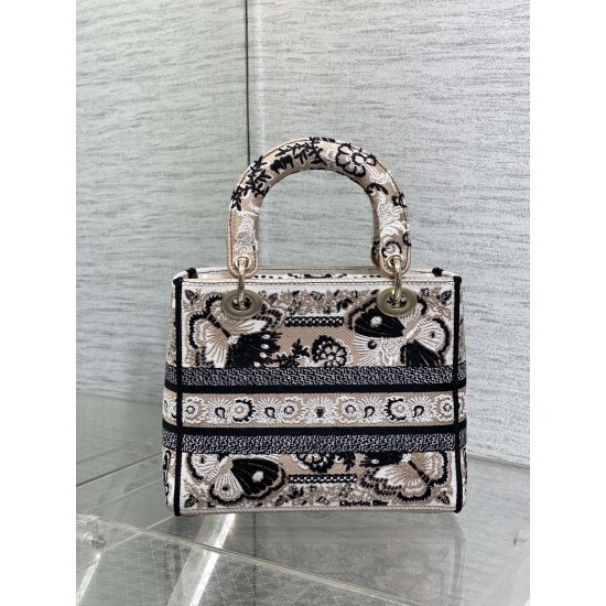 Dior Bags Top Quality
Five Grid Dior Bags Top Quality
Five Grid