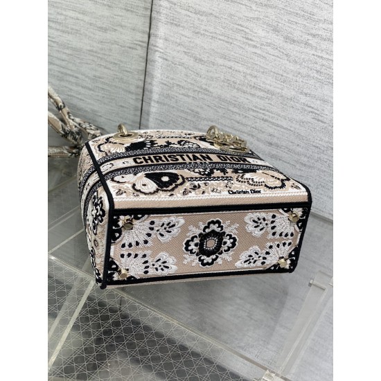 Dior Bags Top Quality
Five Grid Dior Bags Top Quality
Five Grid