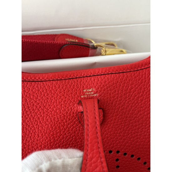 Hermes Bags Top Quality Evelyne 17cm
Hermes Bags Top Quality Evelyne 17cm