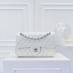 Chanel 1112