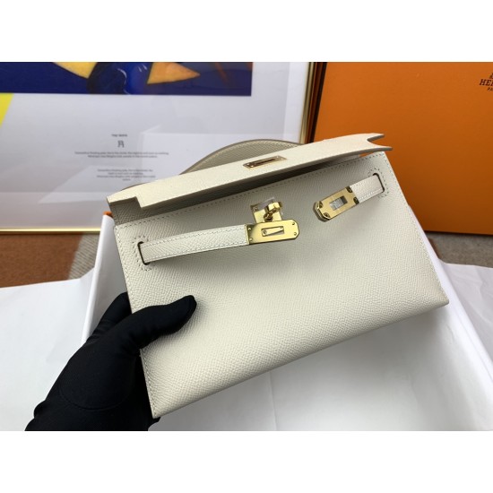 Hermes Bags Top Quality Minikelly 二代
19cm $220 Hermes Bags Top Quality Minikelly 二代
19cm $220