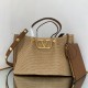 Valentino Bags Top Quality
35/25/17cm Valentino Bags Top Quality
35/25/17cm