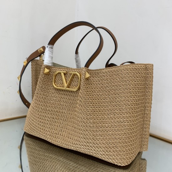 Valentino Bags Top Quality
35/25/17cm Valentino Bags Top Quality
35/25/17cm