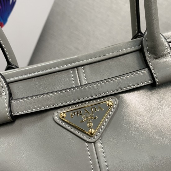 Prada Bags Top Quality
32x15.5x12cm Prada Bags Top Quality
32x15.5x12cm