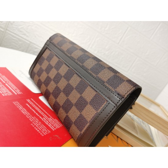 LV Bags High Quality Flip Wallet
LV Bags High Quality Flip Wallet