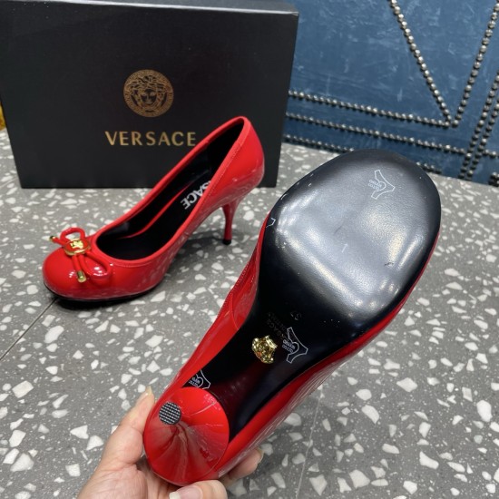 Versace Shoes Fashion shoes
Top Quality Versace Shoes Fashion shoes
Top Quality