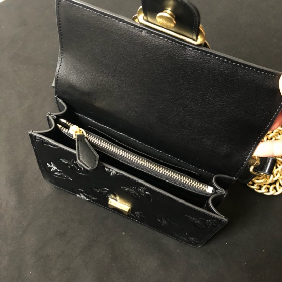 Pinko Bags Top Quality
21x13x6 Pinko Bags Top Quality
21x13x6