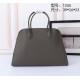 The Row Bags Top Quality
Small:26.20.18
Big:38.26.23 The Row Bags Top Quality
Small:26.20.18
Big:38.26.23
