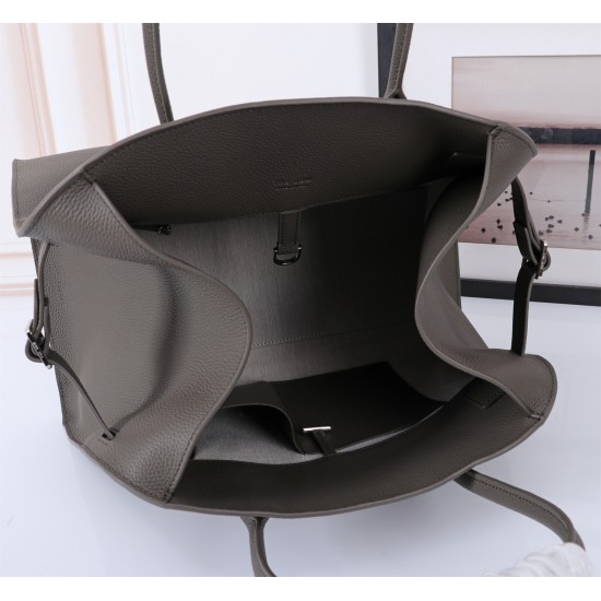 The Row Bags Top Quality
Small:26.20.18
Big:38.26.23 The Row Bags Top Quality
Small:26.20.18
Big:38.26.23