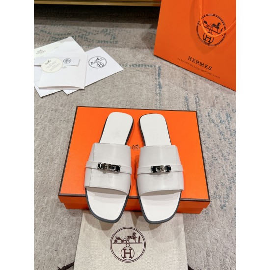 Hermes Shoes Top Quality
35-42 Hermes Shoes Top Quality
35-42